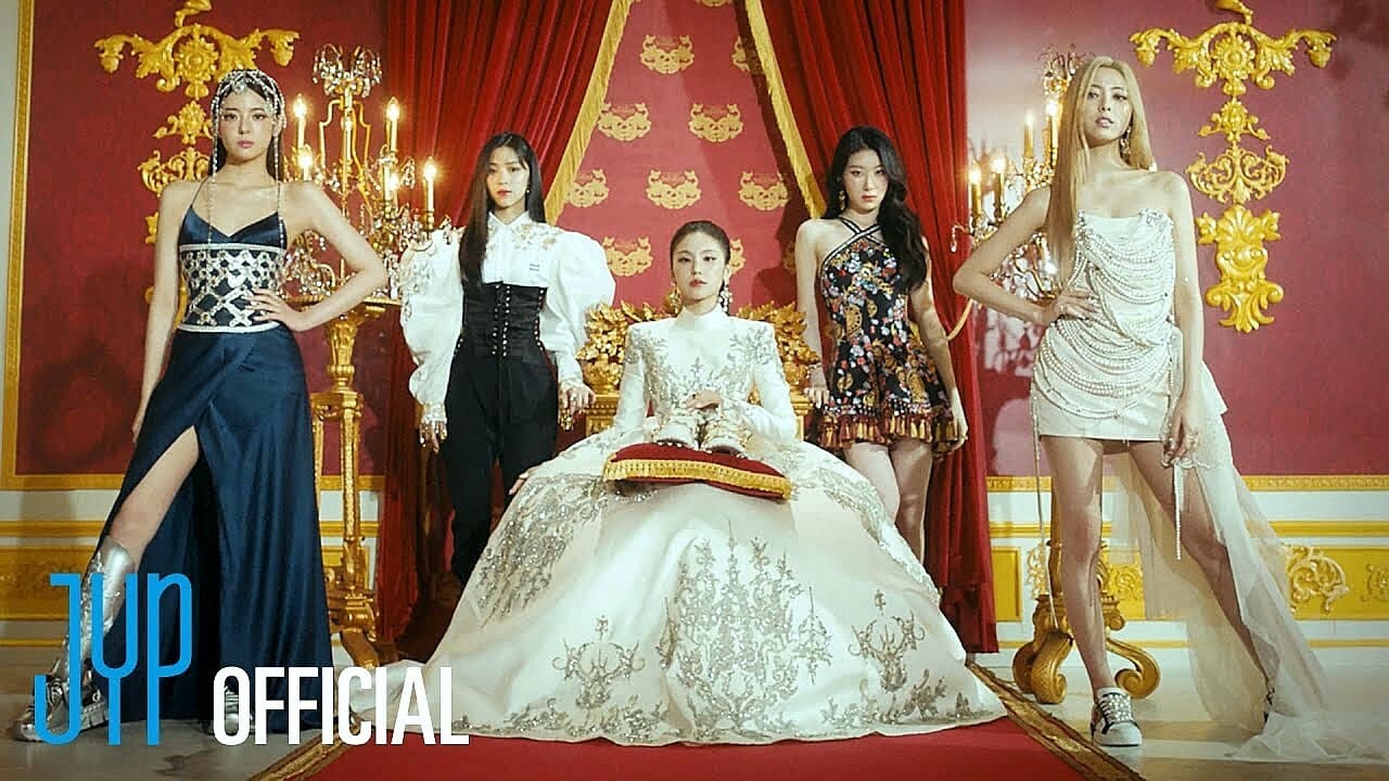 ITZY - SNEAKERS MV English Ver