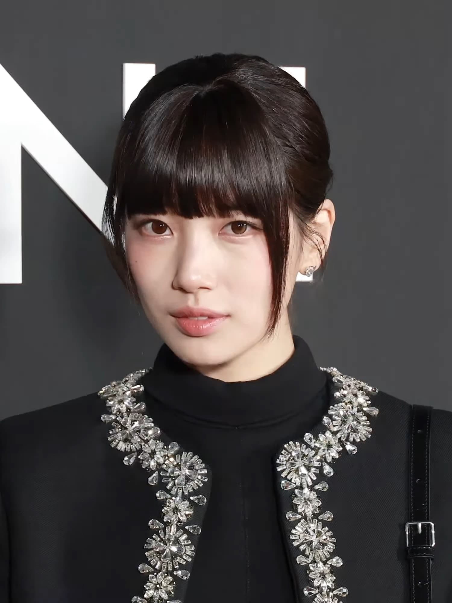 Suzy: O Rosto da Coreia que Conquistou o Mundo