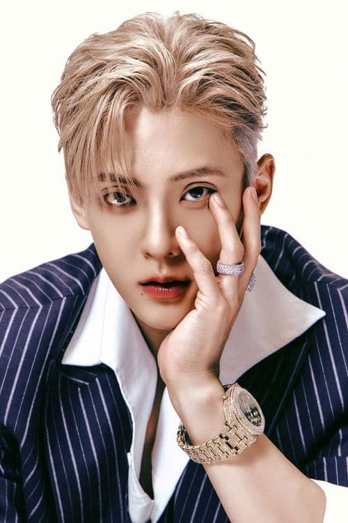 Minhyuk do BTOB: o baterista que toca ao vivo nos shows do grupo
